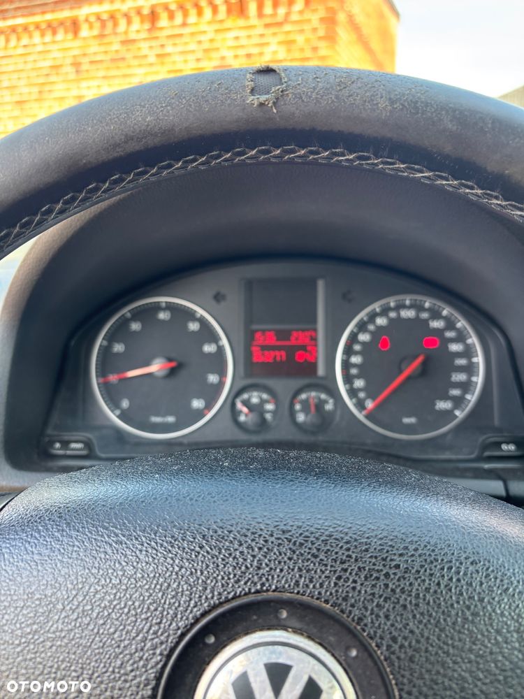 Volkswagen Golf 1.6 Tour - 9