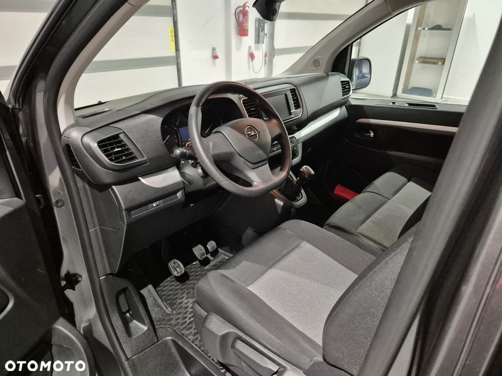 Opel Vivaro - 12