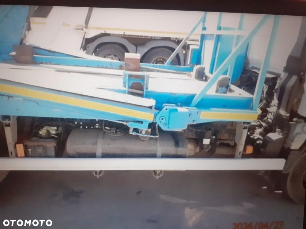 Mitsubishi CANTER - 24