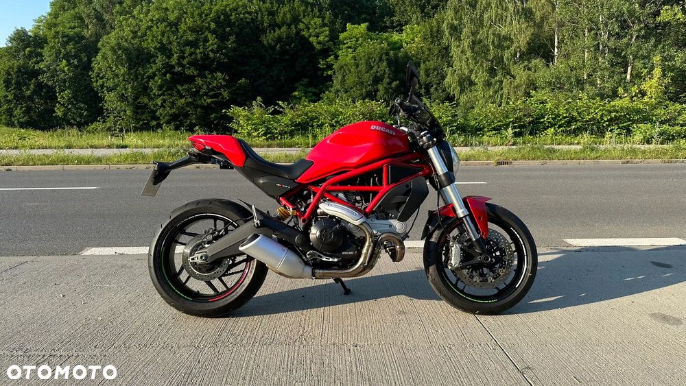 Ducati Monster - 1