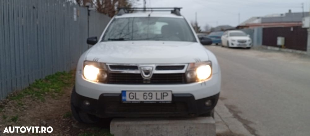 Dacia Duster 1.5 dCi 4x4 Laureate - 1