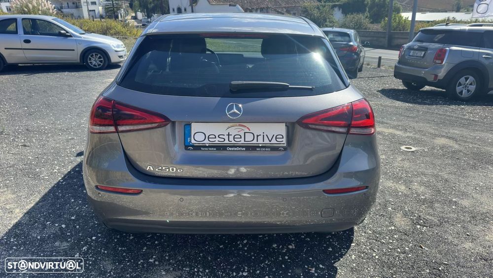 Mercedes-Benz A 250 e Style Plus - 6
