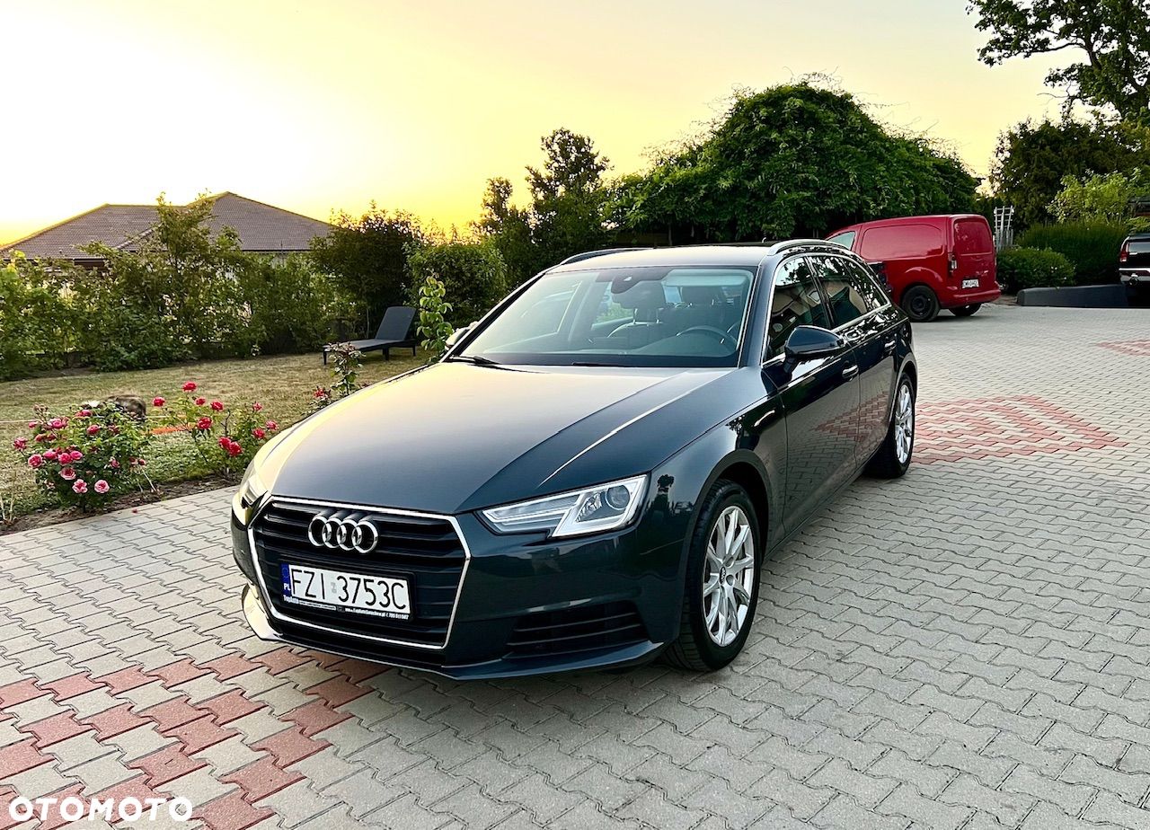 Audi A4 2.0 TDI Design S tronic - 1