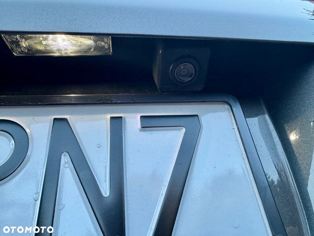 Citroën C3 BlueHDi 100 S&S SHINE PACK - 8