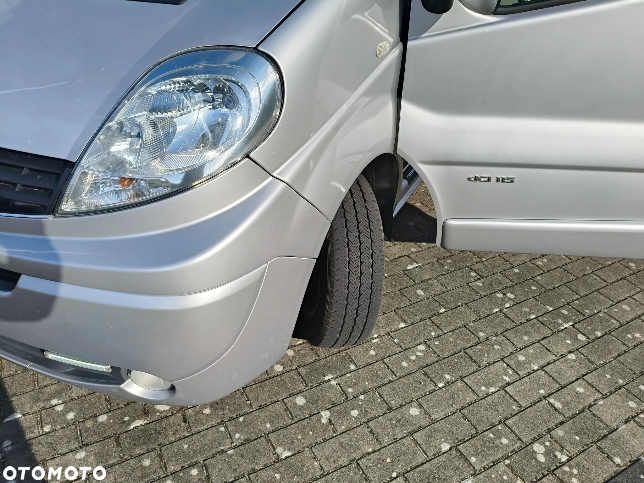 Renault Trafic 2.0 dCi 115 Combi L1H1 - 6
