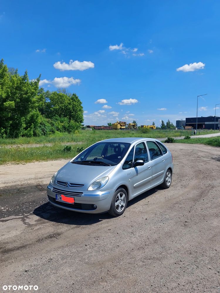 Citroën Xsara Picasso 1.6i 16V SX - 2