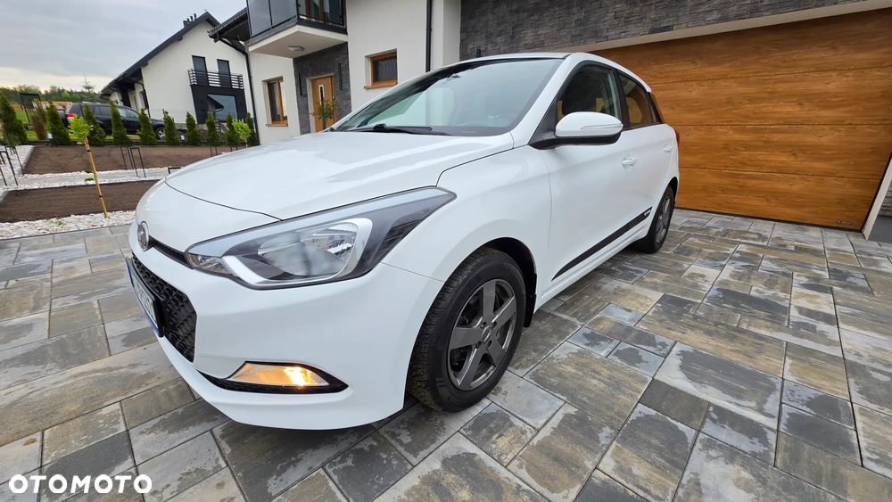 Hyundai i20 1.2 Intro Edition - 23