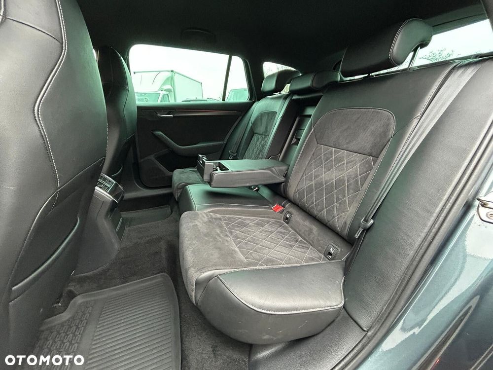 Skoda Superb 2.0 TSI Sportline DSG - 20