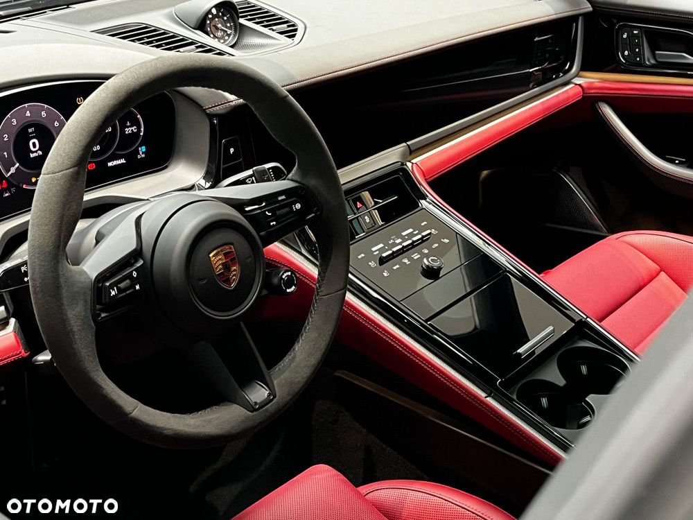 Porsche Panamera 4 - 9
