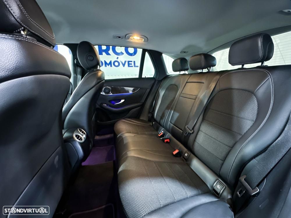 Mercedes-Benz GLC 300 e 4Matic - 22