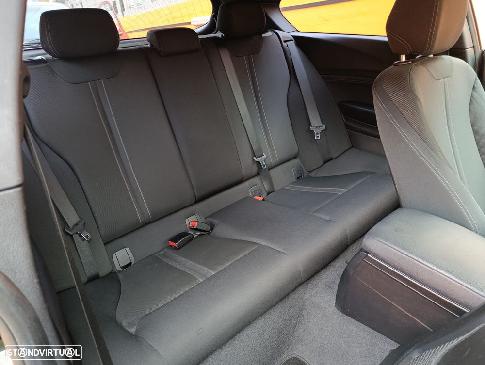 BMW 116 d EfficientDynamics Edition Sport Line - 9