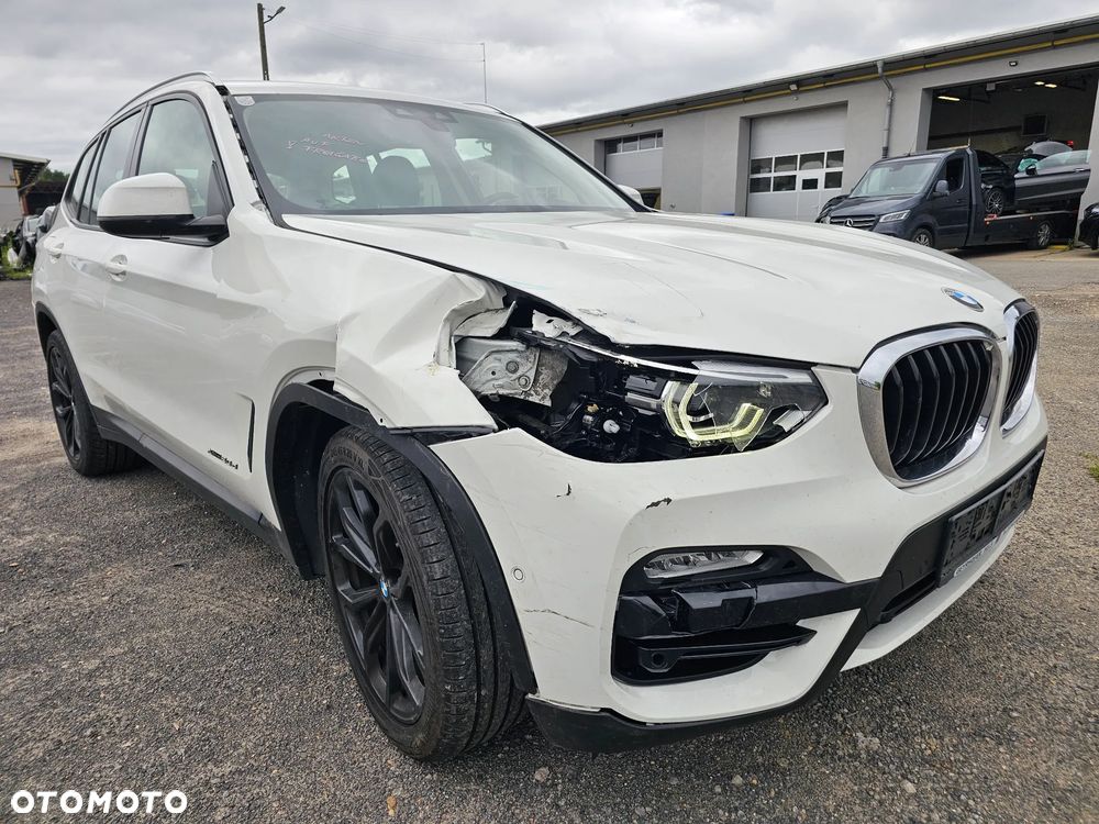 BMW X3 xDrive20d Advantage sport - 5
