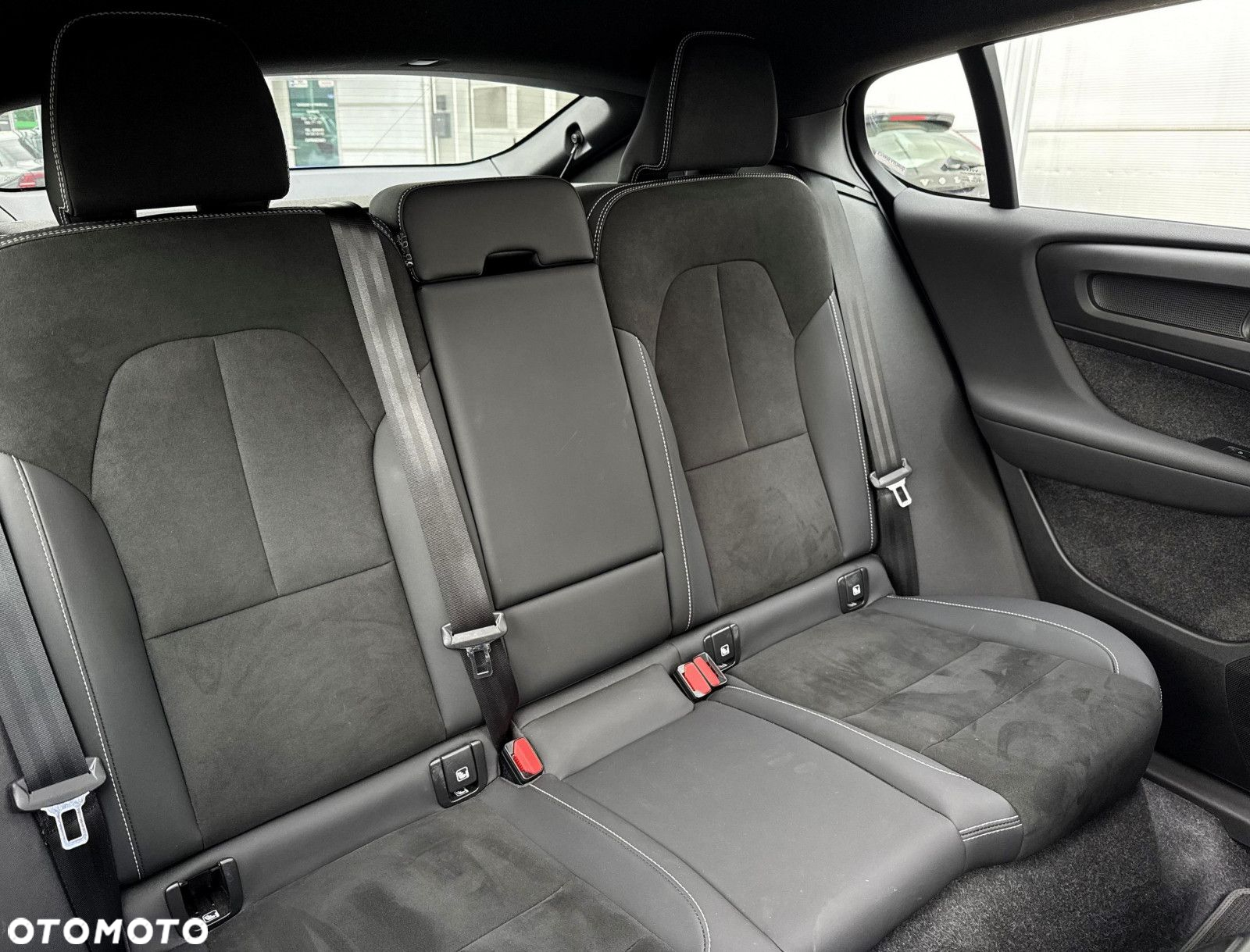 Volvo C40 - 25