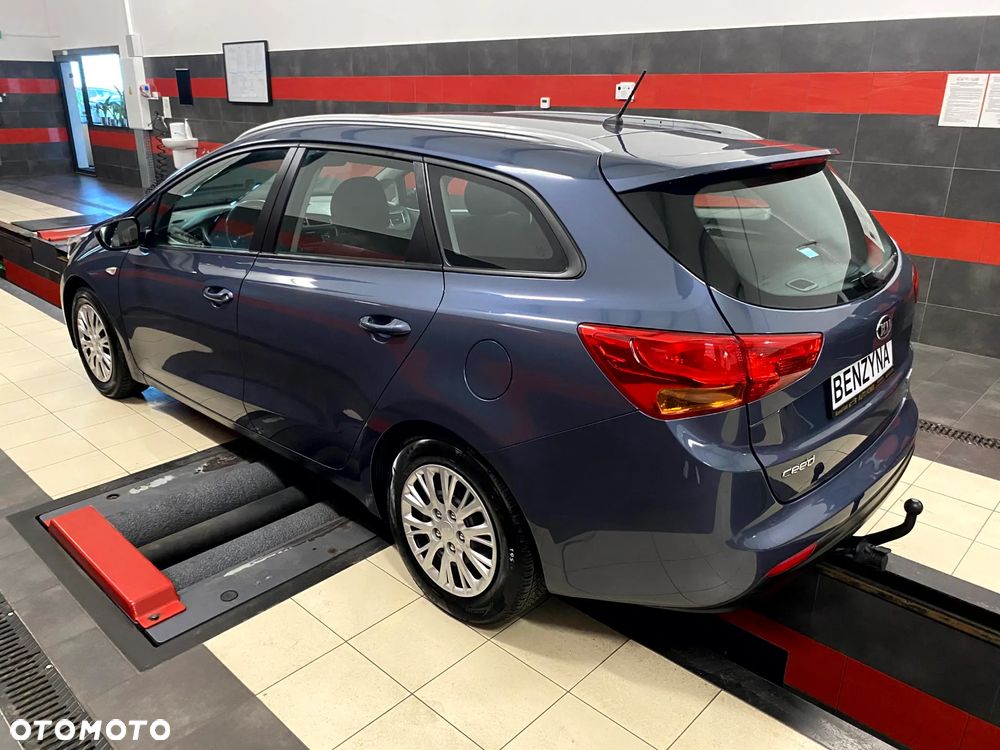 Kia Ceed 1.6 GDI Vision - 7
