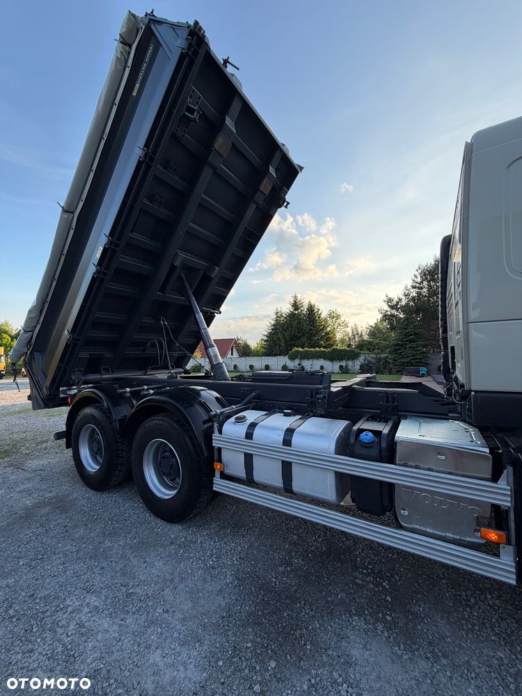 Volvo FMX - 13