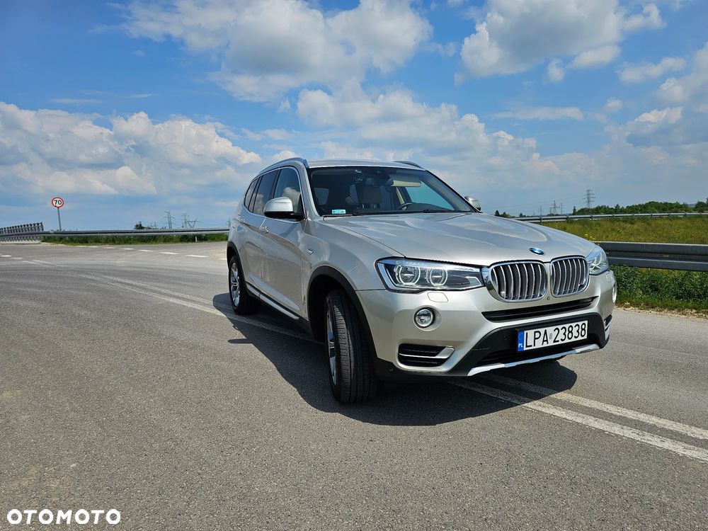 BMW X3 xDrive28i xLine - 2