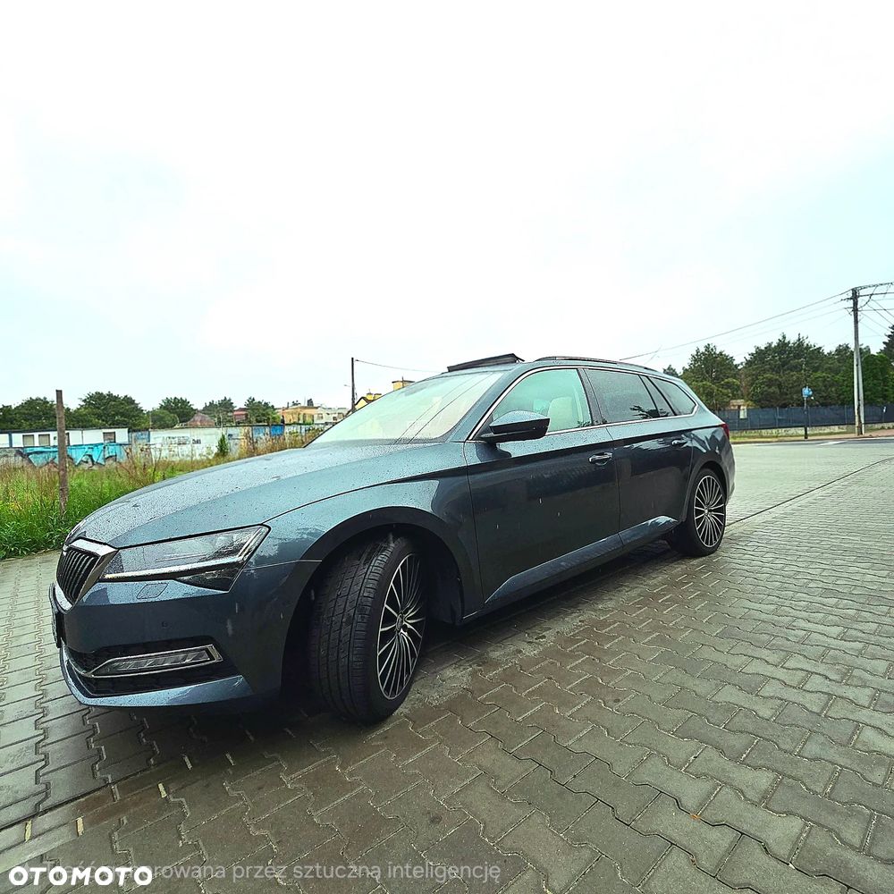 Skoda Superb 2.0 TDI SCR Style DSG - 1
