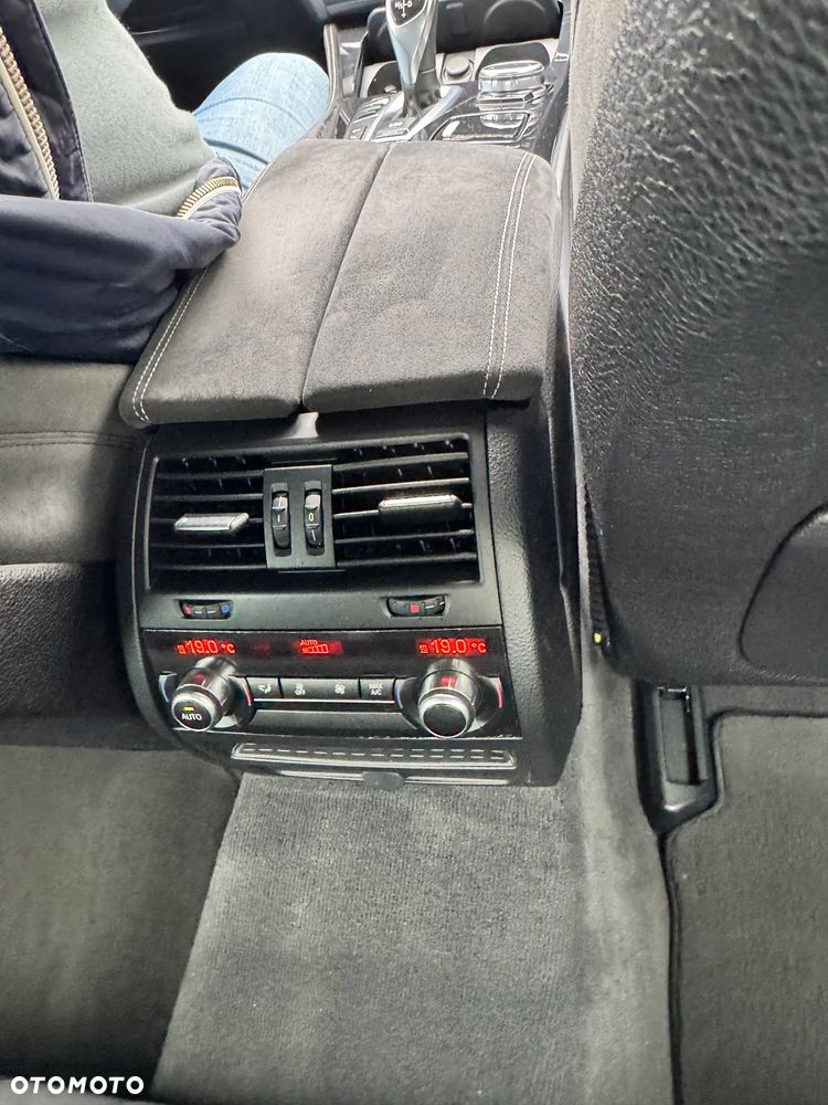 BMW Seria 5 530d xDrive - 18