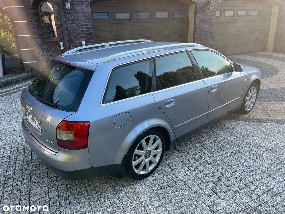 Audi A4 Avant - 10