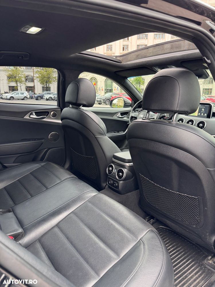 Kia Stinger 2.2 CRDI AWD GT Line - 13