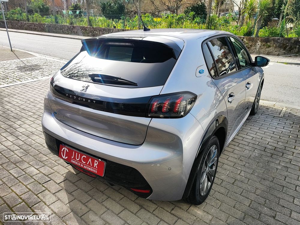 Peugeot e-208 50 kWh Allure - 5