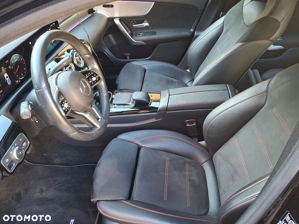 Mercedes-Benz Klasa A 250 4Matic 7G-DCT AMG Line - 6