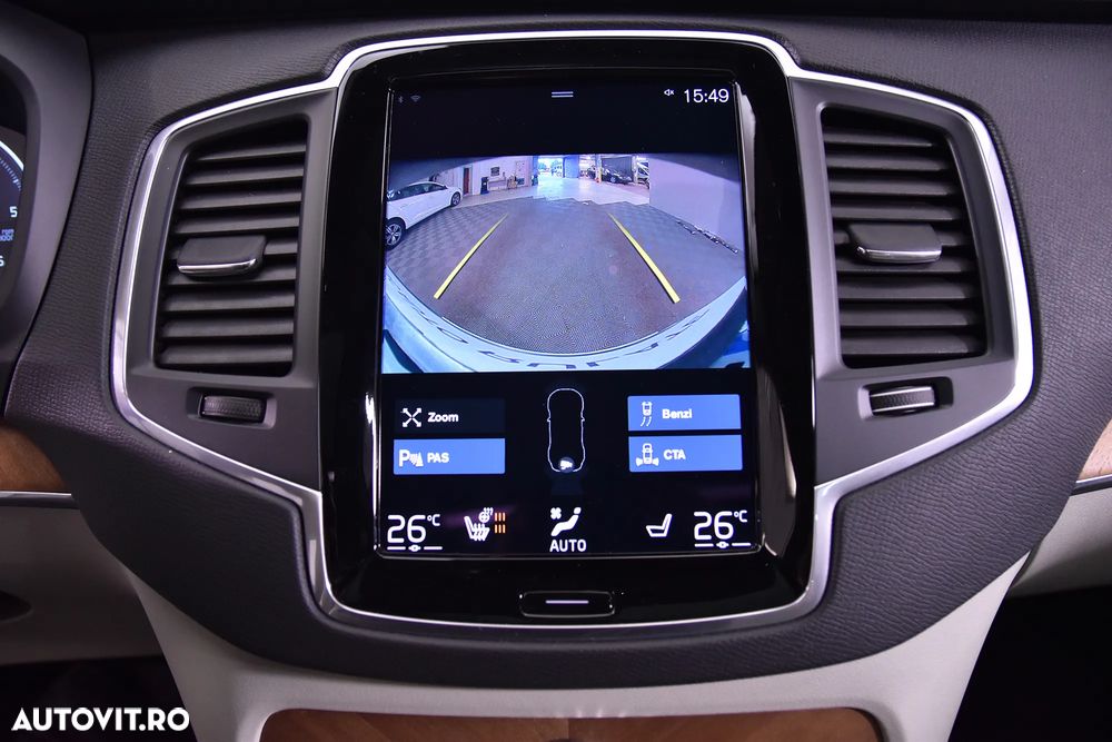 Volvo XC 90 D5 AWD Momentum - 19
