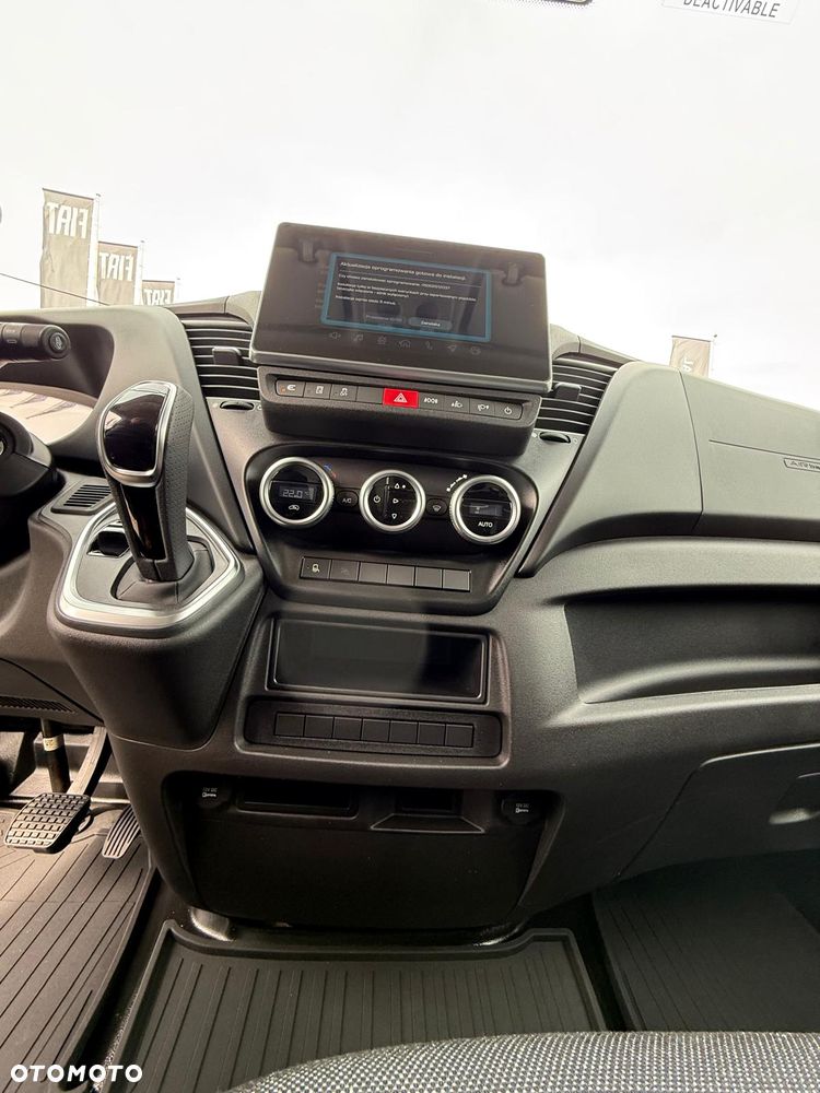 Iveco WYPRZEDAŻ ROKU ! GOTOWIEC OD RĘKI - BOGATE WYPOSAŻENIE DLA KIEROWCY - 24