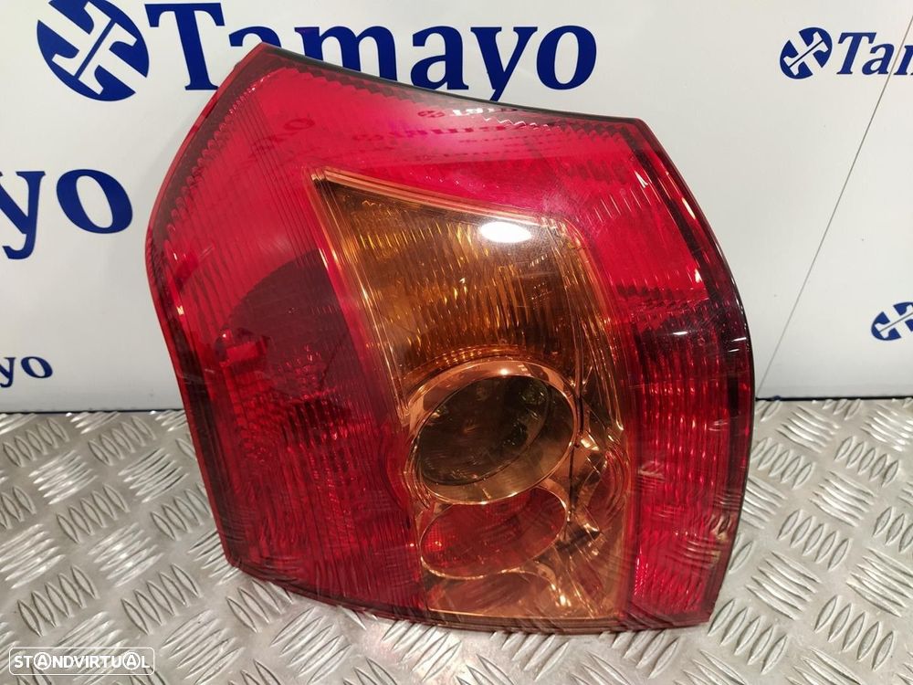 FAROLIM TRASEIRO ESQUERDO TOYOTA COROLLA 2005 - 1