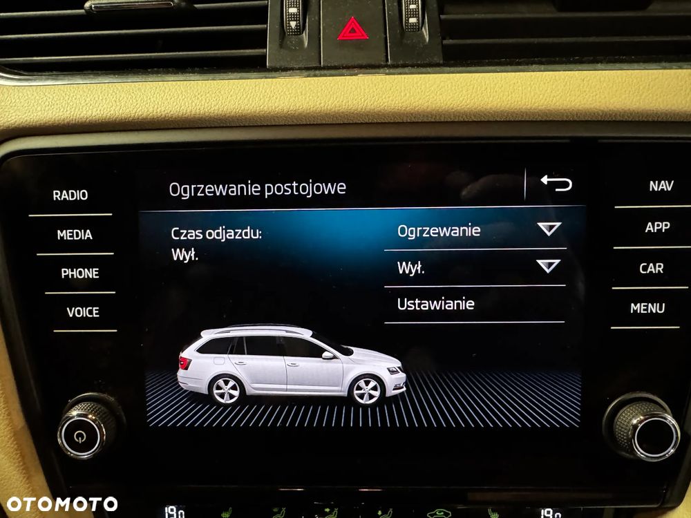 Skoda Octavia 2.0 TSI 4x4 Style DSG - 29