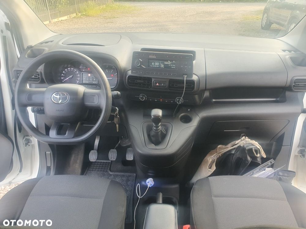 Toyota Proace City Verso 1.5 D-4D Family - 14