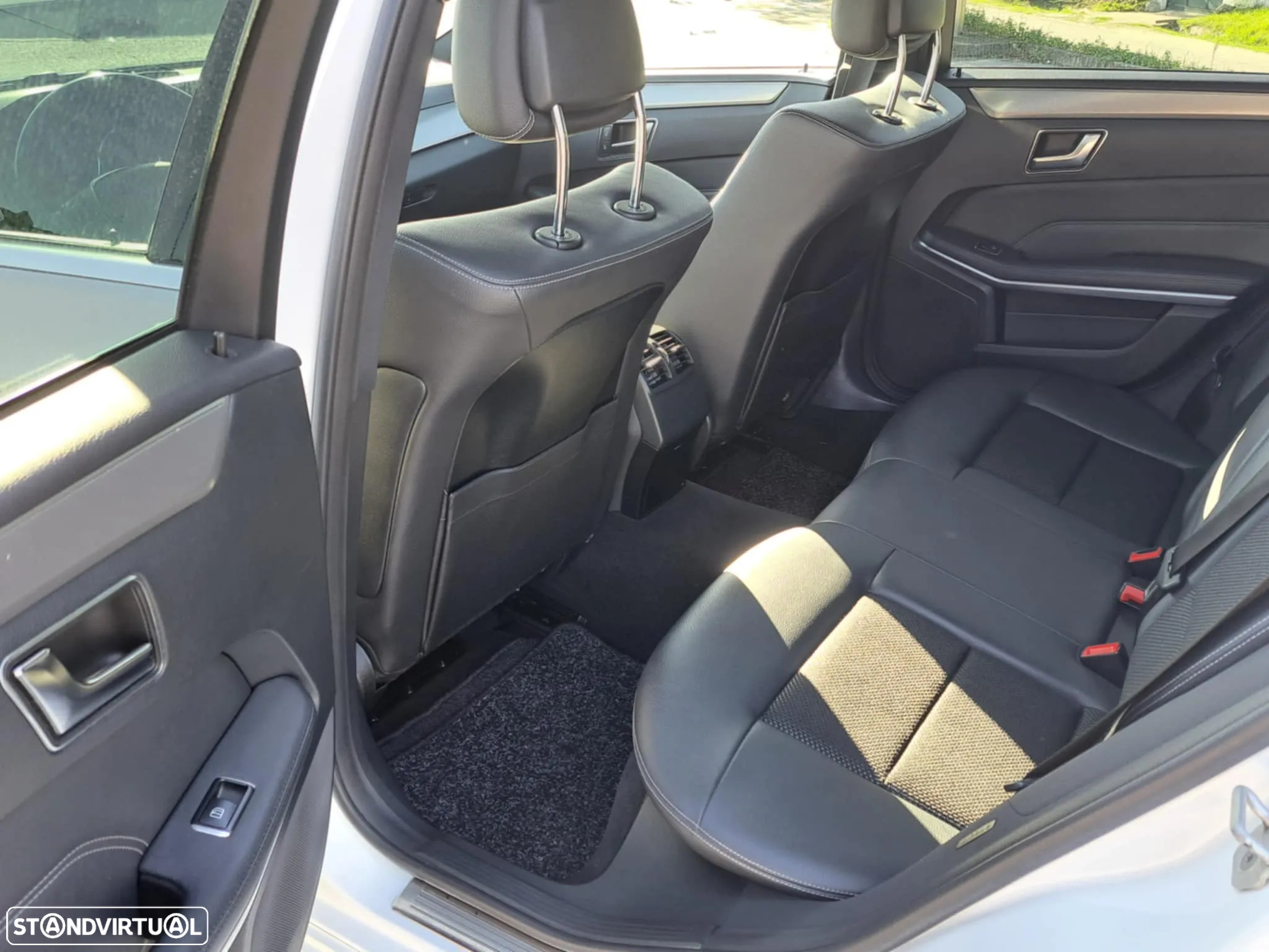 Mercedes-Benz E 220 BlueTEC Avantgarde - 19