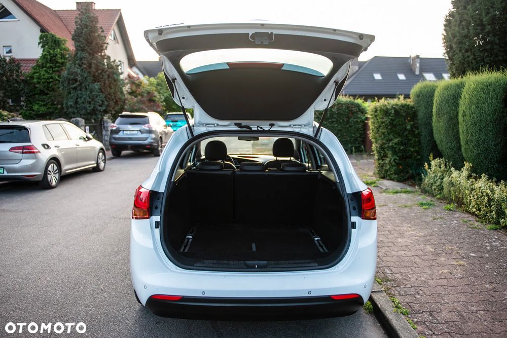 Kia Ceed 1.6 GDI DCT Platinum Edition - 14