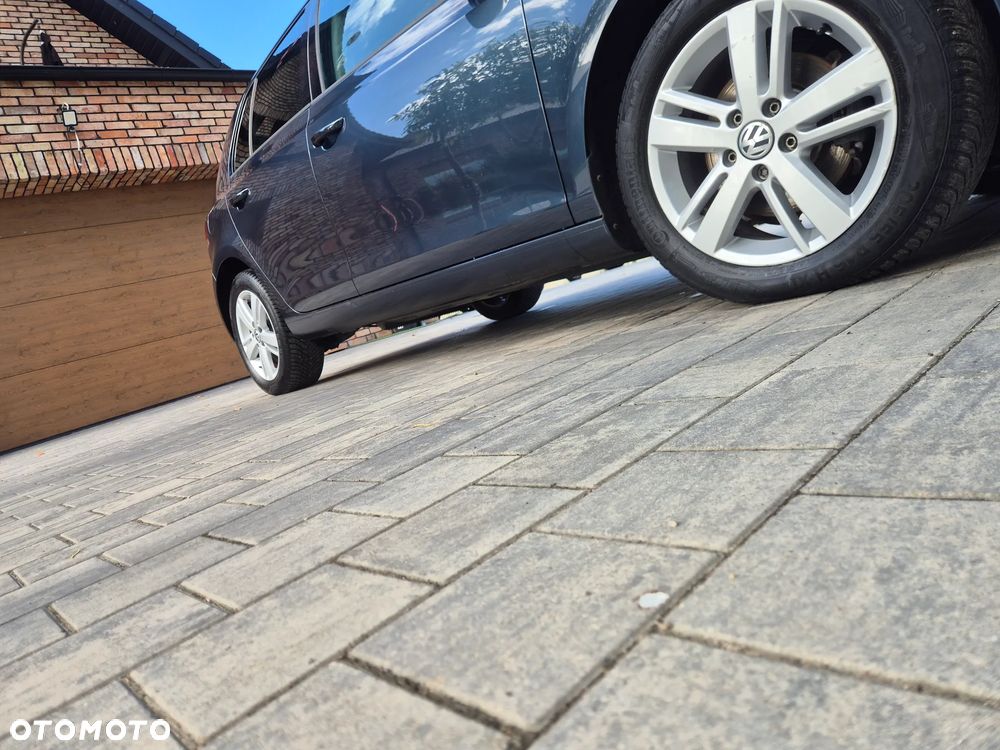 Volkswagen Golf - 18