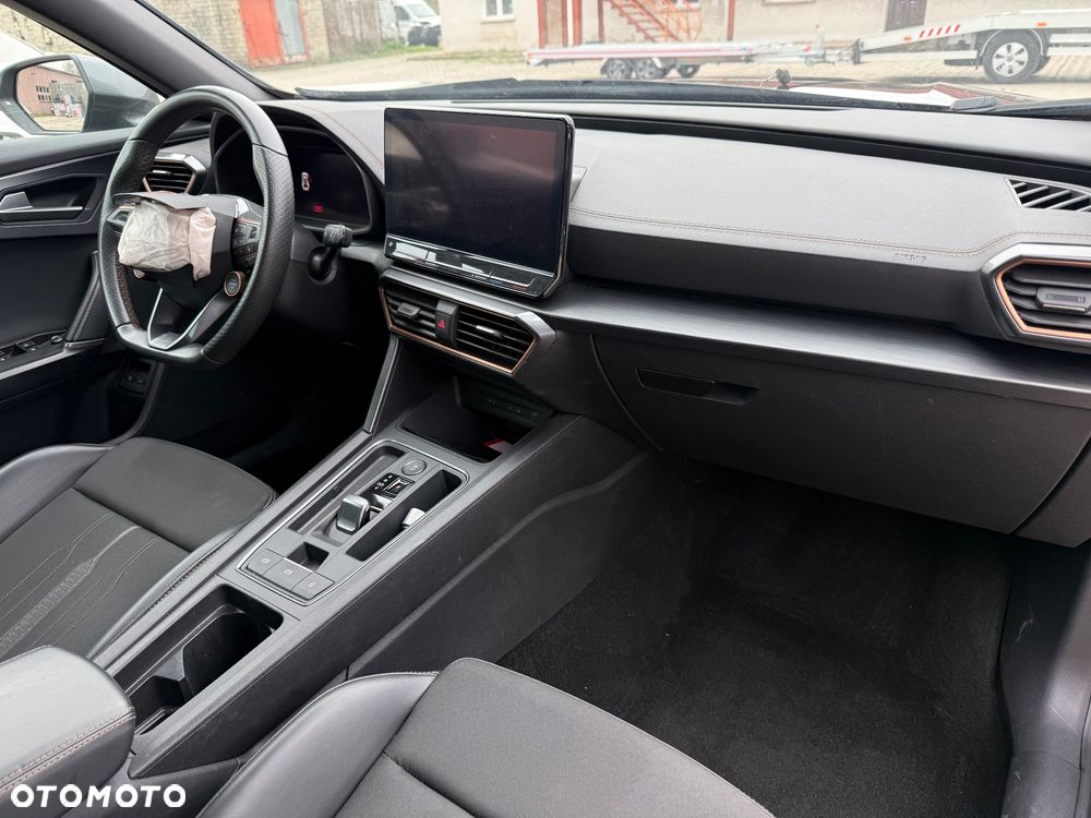 Cupra Formentor 1.4 e-Hybrid DSG Tribe Edition - 18