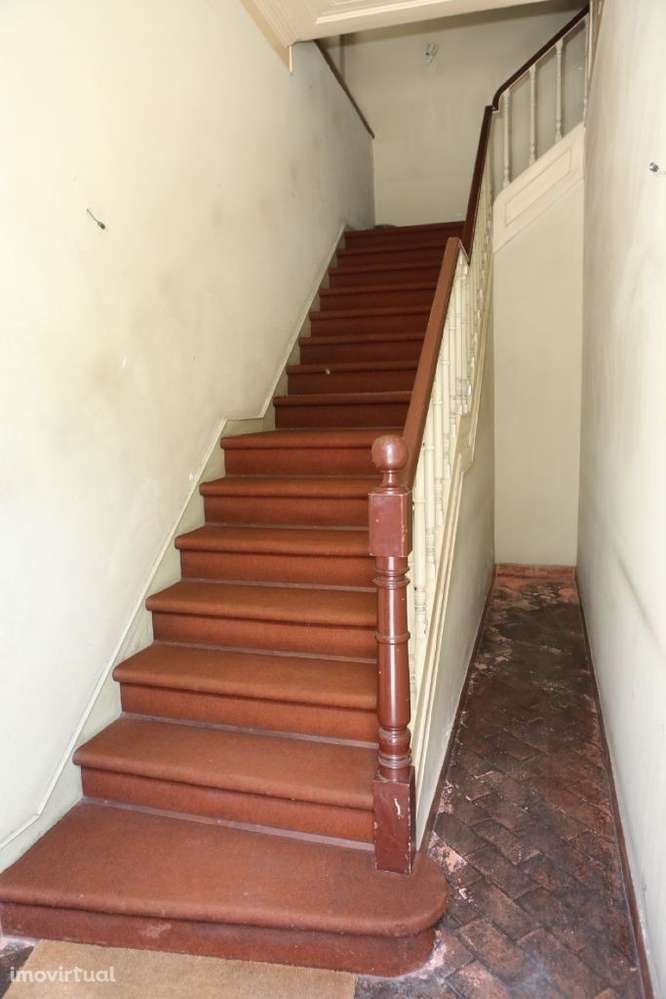 Moradia secular no centro de Tábua - Grande imagem: 5/37