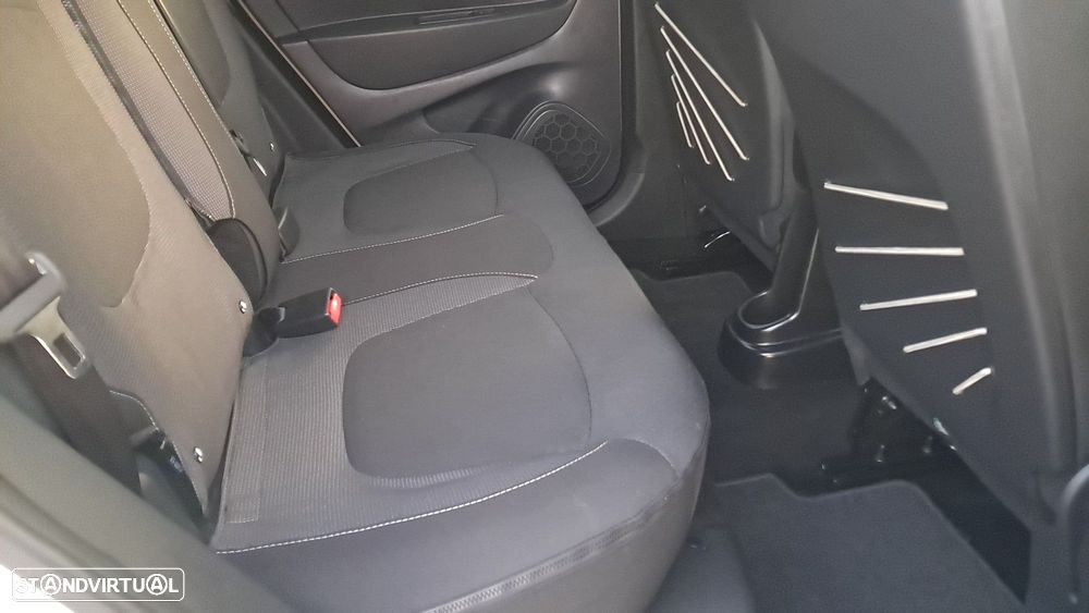 Renault Captur 1.5 dCi Exclusive - 16