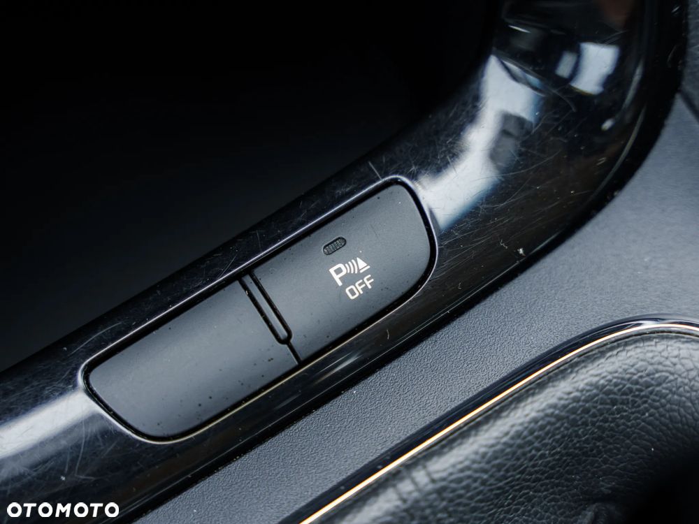 Kia Ceed 1.4 CVVT ISG Spirit - 30