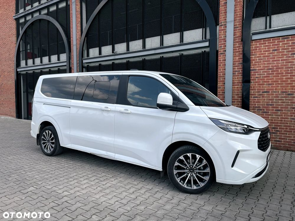 Ford Tourneo Custom 2.0 EcoBlue 320 AWD L2 Titanium - 5