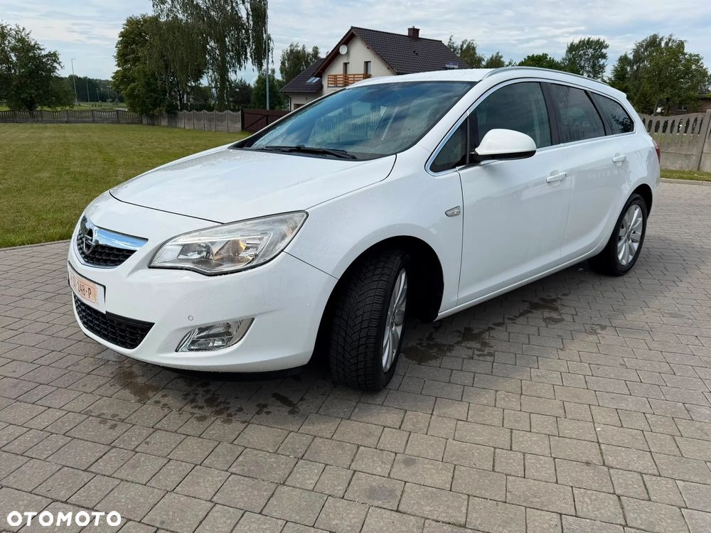 Opel Astra 2.0 CDTI Cosmo - 1