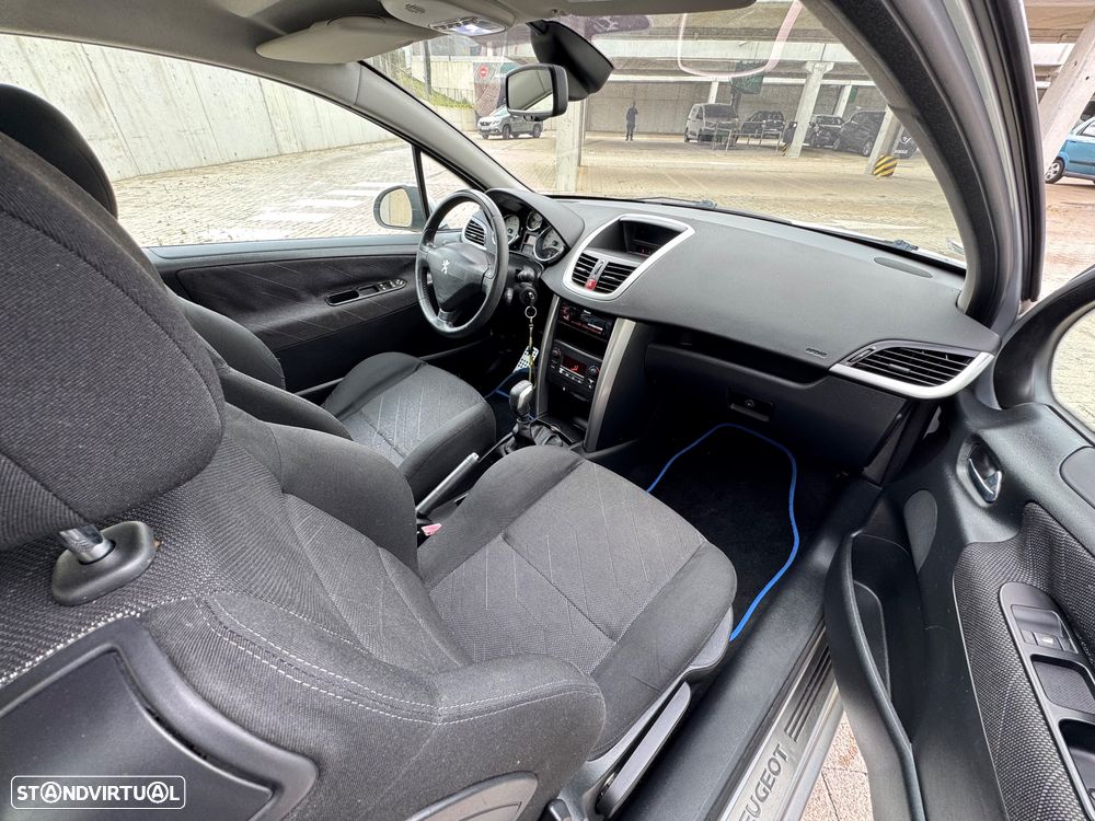 Peugeot 207 1.6 HDi Sport - 11