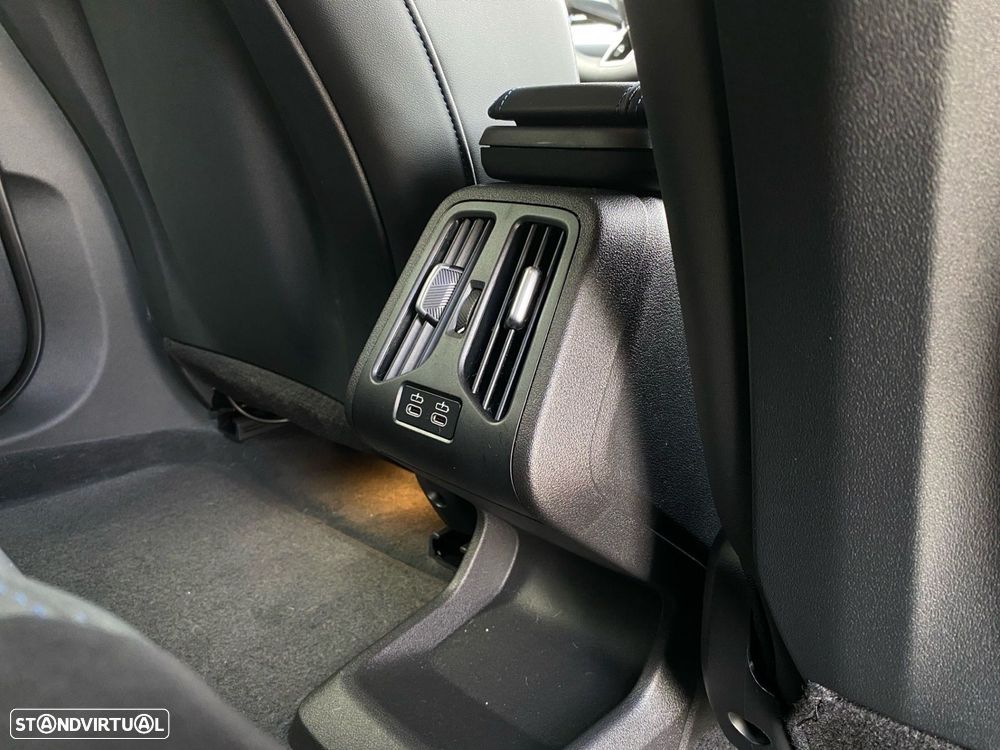 BMW 225xe Active Tourer e xDrive Pack Desportivo M - 21