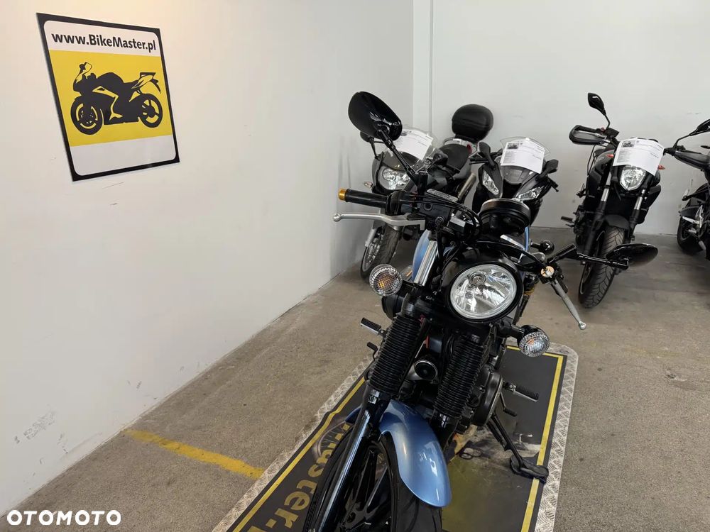 Yamaha XVS - 32