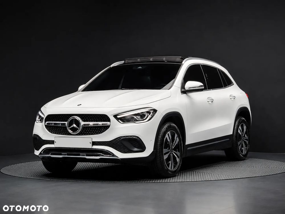 Mercedes-Benz GLA 220 4Matic 8G-DCT Edition Progressive Line - 2