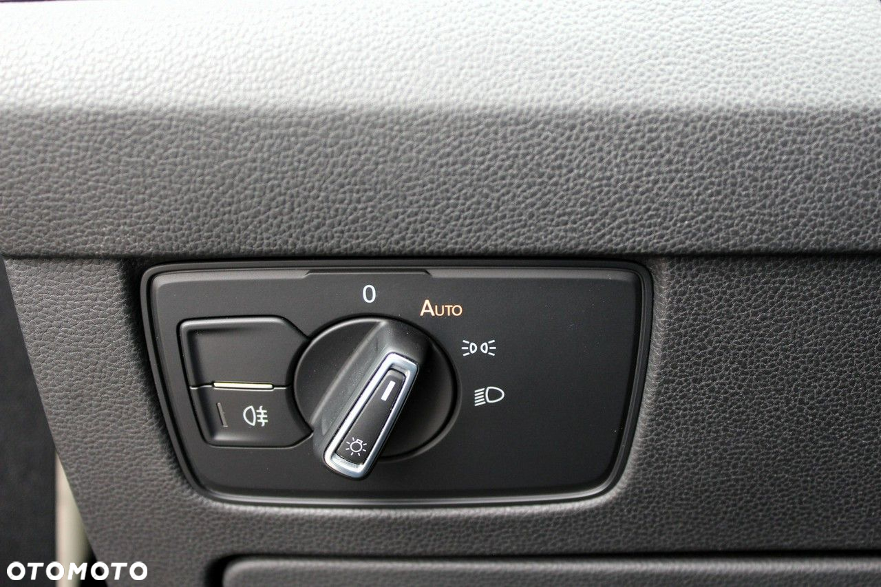 Volkswagen Passat 1.5 TSI EVO Essence - 28