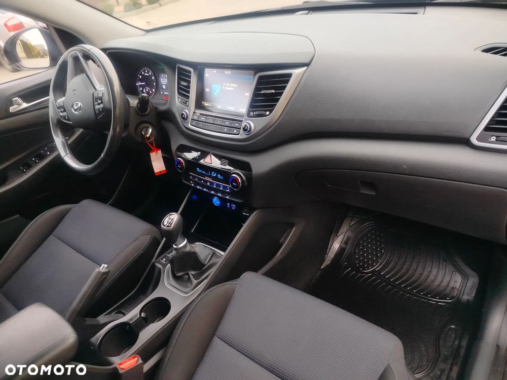 Hyundai Tucson 2.0 TDCi 2x4 Titanium - 21