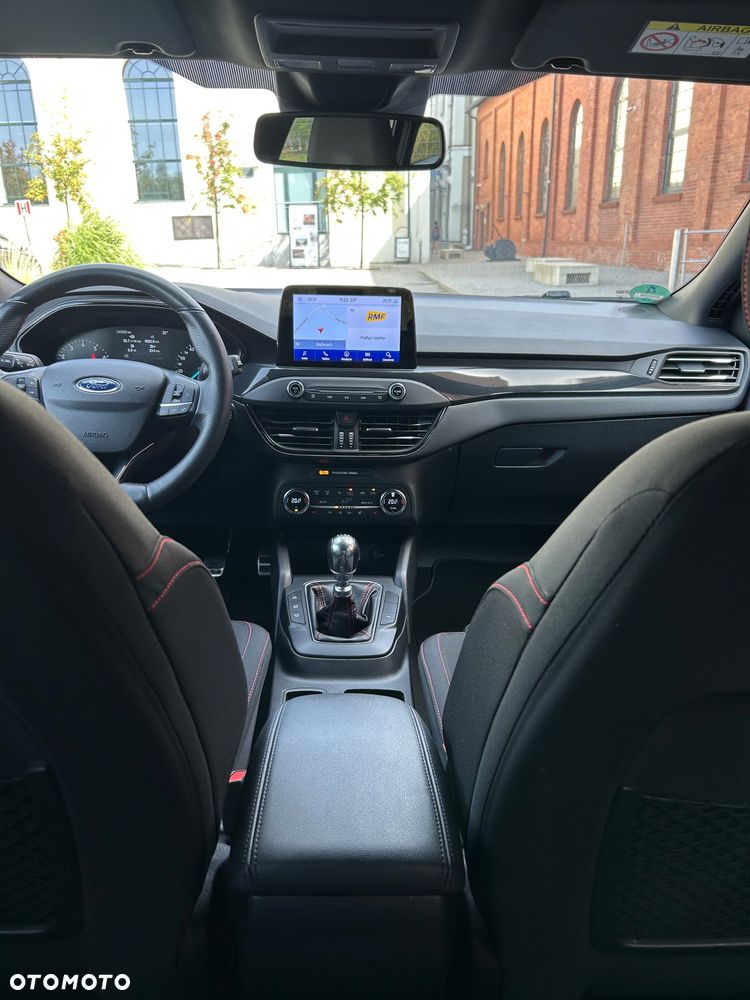 Ford Focus 1.5 EcoBoost STart-Stopp-System ST-LINE - 30