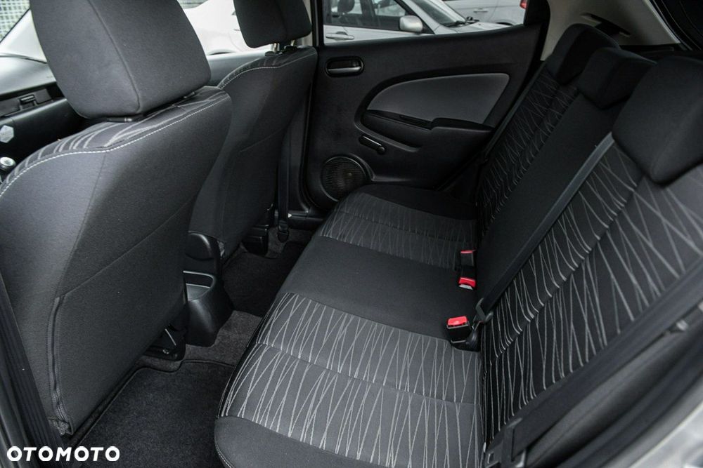 Mazda 2 - 7