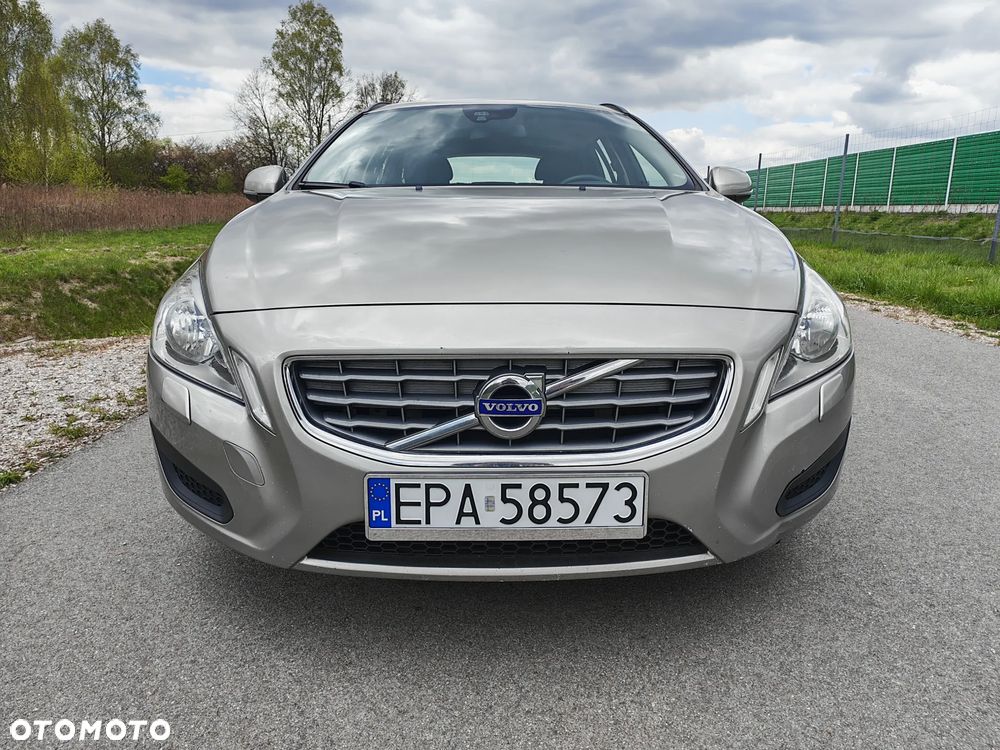 Volvo V60 DRIVe Kinetic - 3
