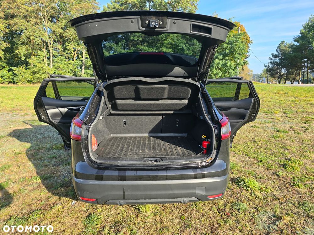 Nissan Qashqai 1.6 DIG-T N-Connecta - 10